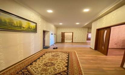 Satılır — 3 otaqlı  yeni tikili  75 m²   Azərbaycan Bakı Hesen bey Zerdabi kuc          (000359)