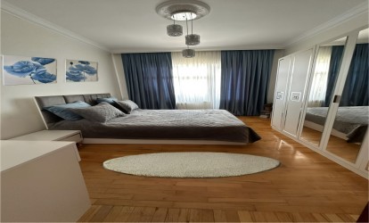 Satılır — 3 otaqlı köhnə tikili 80 m²   Azərbaycan Bakı Cəmşid Naxçıvanski          (000366)