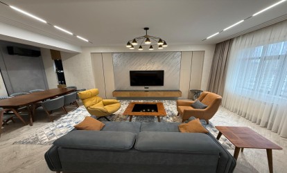 Satılır — 2 otaqlı  yeni tikili  114 m²   Azərbaycan Bakı Həsən Əliyev kücəsi          (000368)