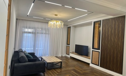 İcarəyə verilir — 2 otaqlı  yeni tikili  65 m²   Azərbaycan Bakı Mərkəzi Bulvar          (000370)