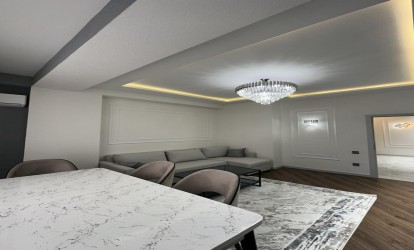 Satılır — 2 otaqlı  yeni tikili  87 m²   Azərbaycan Bakı Təbriz kücəsi          (000381)
