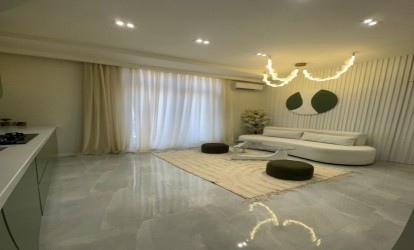 Satılır — 3 otaqlı  yeni tikili  74 m²   Azərbaycan Bakı Təbriz kücəsi          (000383)