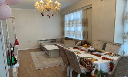 Satılır — 3 otaqlı  yeni tikili  110 m²   Azərbaycan Bakı Qarabağ kücəsi          (000397)