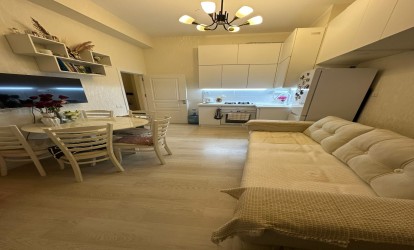 Satılır — 2 otaqlı  yeni tikili  51 m²   Azərbaycan Bakı Azadlıq pr          (000411)