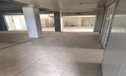 Satılır — 80 m²   Azərbaycan Bakı Novxani qes,          (000419)