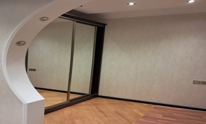 İcarəyə verilir — 3 otaqlı  yeni tikili  105 m²   Azərbaycan Bakı Mehdi Mehdizadə küçəsi          (000421)