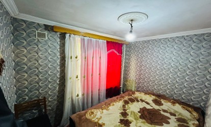 Satılır — 1 otaqlı köhnə tikili 30 m²  Bakı Qara Qarayev pr,