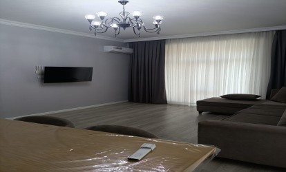 İcarəyə verilir — 2 otaqlı  yeni tikili  86 m²  Bakı Səməd Vurğun küçəsi