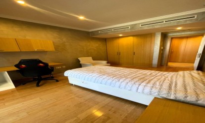 İcarəyə verilir — 3 otaqlı  yeni tikili  115 m²  Bakı Zərifə Əliyeva küçəsi