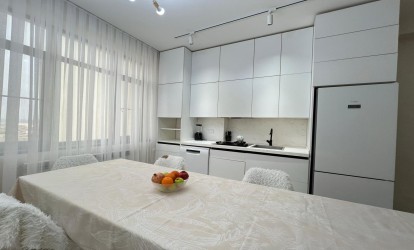 Satılır — 3 otaqlı  yeni tikili  85 m²  Bakı Heydər Əliyev pr.