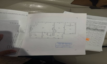 Satılır — 3 otaqlı  yeni tikili  135 m²  Bakı Qarabağ kücəsi