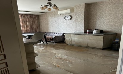 Satılır — 4 otaqlı  yeni tikili  200 m²  Bakı Fəzail Bayramov