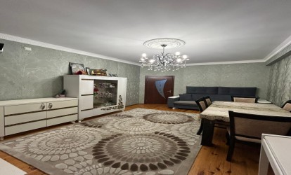 Satılır — 3 otaqlı  yeni tikili  70 m²  Bakı İlqar Zülfüqarov küçəsi