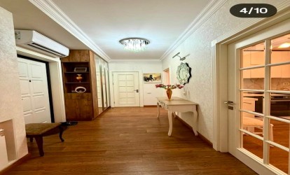 Satılır — 2 otaqlı  yeni tikili  74 m²  Bakı Nəcəf Nərmanov kücəsi