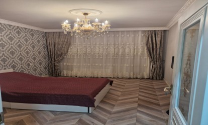 Satılır — 2 otaqlı  yeni tikili  70 m²  Bakı Azadlıq pr