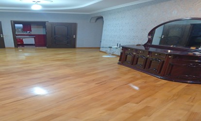 İcarəyə verilir — 3 otaqlı  yeni tikili  140 m²  Bakı 3-cü mikrorayon