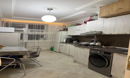 Satılır — 3 otaqlı  yeni tikili  86 m²  Bakı Neapol dairesi