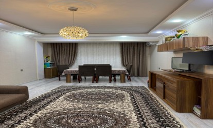 Satılır — 3 otaqlı  yeni tikili  86 m²  Bakı Neapol dairesi