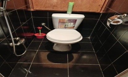 Satılır — 3 otaqlı köhnə tikili 70 m²  Bakı Əhmədli metro stansiyası