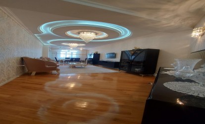 Satılır — 3 otaqlı  yeni tikili  120 m²  Bakı Gəncə prospekti