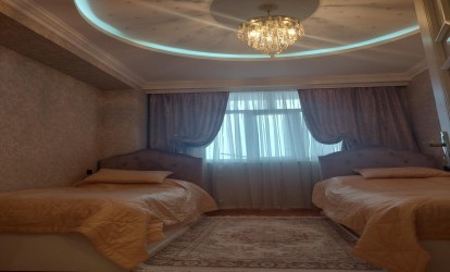 Satılır — 3 otaqlı  yeni tikili  120 m²  Bakı Gəncə prospekti