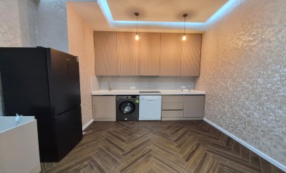 İcarəyə verilir — 2 otaqlı  yeni tikili  90 m²  Bakı 28 May Residence