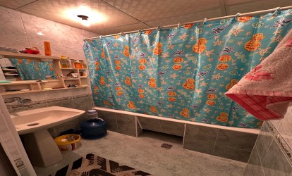 Satılır — 3 otaqlı köhnə tikili 80 m²  Bakı Elsen Suleymanov kuc,