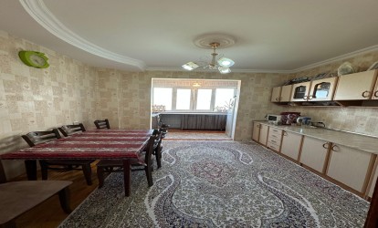 Satılır — 3 otaqlı köhnə tikili 80 m²  Bakı Elsen Suleymanov kuc,