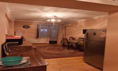 Satılır — 2 otaqlı  yeni tikili  62 m²  Bakı Qarabağ kücəsi