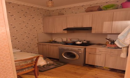 Satılır — 2 otaqlı  yeni tikili  62 m²  Bakı Qarabağ kücəsi