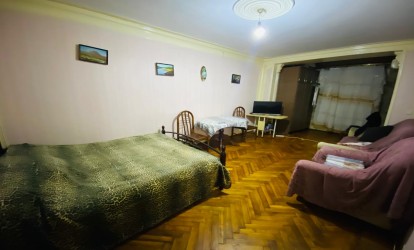 Satılır — 1 otaqlı  yeni tikili  35 m²  Bakı Ağa Neymatullah kücəsi