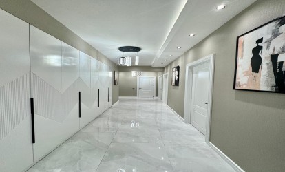 Satılır — 3 otaqlı  yeni tikili  115 m²  Bakı Azadlıq pr