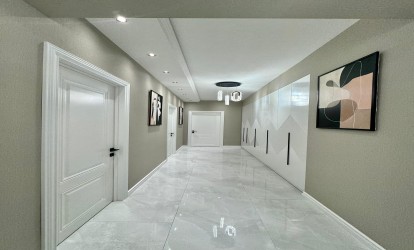 Satılır — 3 otaqlı  yeni tikili  115 m²  Bakı Azadlıq pr