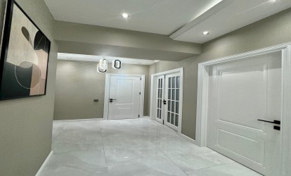 Satılır — 3 otaqlı  yeni tikili  115 m²  Bakı Azadlıq pr