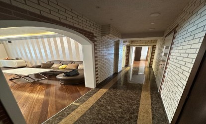 Satılır — 3 otaqlı  yeni tikili  160 m²  Bakı Abbasqulu Abbaszadə