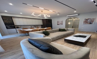 İcarəyə verilir — 3 otaqlı  yeni tikili  125 m²  Bakı 2 ci yaşıl ada küçəsi