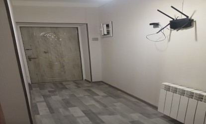 İcarəyə verilir — 2 otaqlı köhnə tikili 45 m²  Bakı Bakı, 191 Hasan bey Zardabi St, Baku 1065