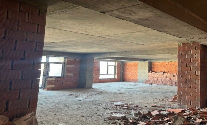 Satılır — 3 otaqlı  yeni tikili  118 m²  Bakı Qarabağ kücəsi