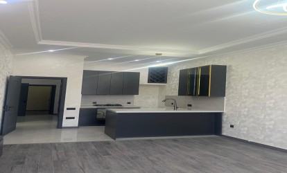 Satılır — 3 otaqlı  yeni tikili  70 m²  Bakı Aşrəf Əliyev kücəsi