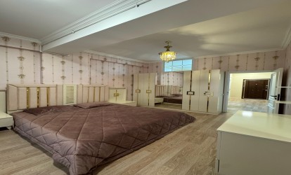 Satılır — 2 otaqlı  yeni tikili  61 m²  Bakı Elşən Quluyev kücəsi