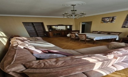 İcarəyə verilir — 2 otaqlı köhnə tikili 60 m²  Bakı Huseyin Cavid pr