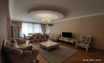 İcarəyə verilir — 3 otaqlı  yeni tikili  140 m²  Bakı Sabit Orucov