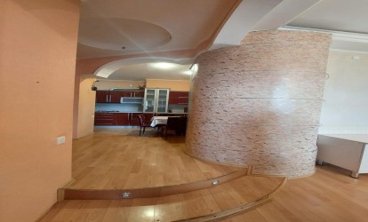 İcarəyə verilir — 2 otaqlı  yeni tikili  65 m²  Bakı Hesen bey Zerdabi kuc