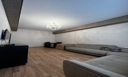 Satılır — 3 otaqlı  yeni tikili  90 m²  Bakı Heydər Əliyev pr