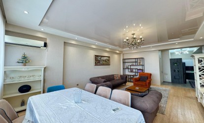 Satılır — 3 otaqlı  yeni tikili  117 m²  Bakı Ceyhun Hacıbəli kücəsi