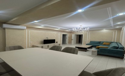 İcarəyə verilir — 3 otaqlı  yeni tikili  97 m²  Bakı Qarabağ küç.