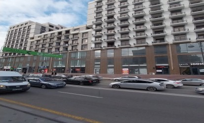 Satılır — 2 otaqlı  yeni tikili  77 m²  Bakı Həsən Əliyev kücəsi
