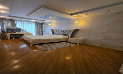 Satılır — 3 otaqlı  yeni tikili  131 m²  Bakı Süleyman Vəzirov k.