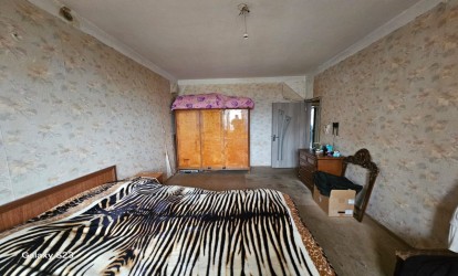 Satılır 70 m² 3 otaq köhnə tikili , Həzi Aslanov m., Xətai r., Bakı