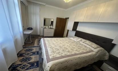 Satılır 115 m² 4 otaq  yeni tikili  , Nizami m., Nizami r., Bakı